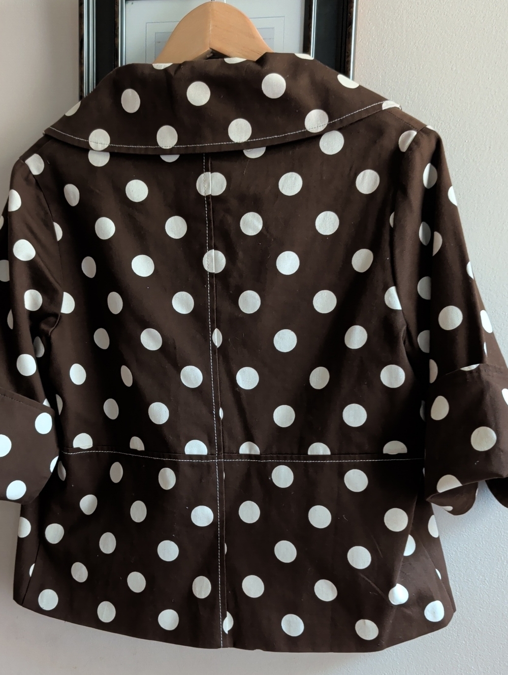 Beeboo & Wally NY Brown Polka Dot Crop Jacket with Contrast White Dots - Picture 6 of 9
